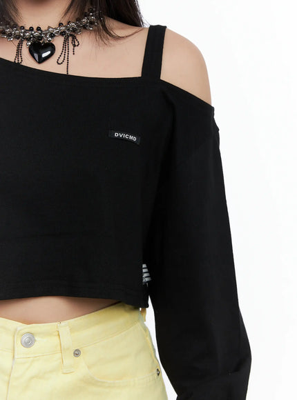 asymmetrical-off-shoulder-crop-top-cs525