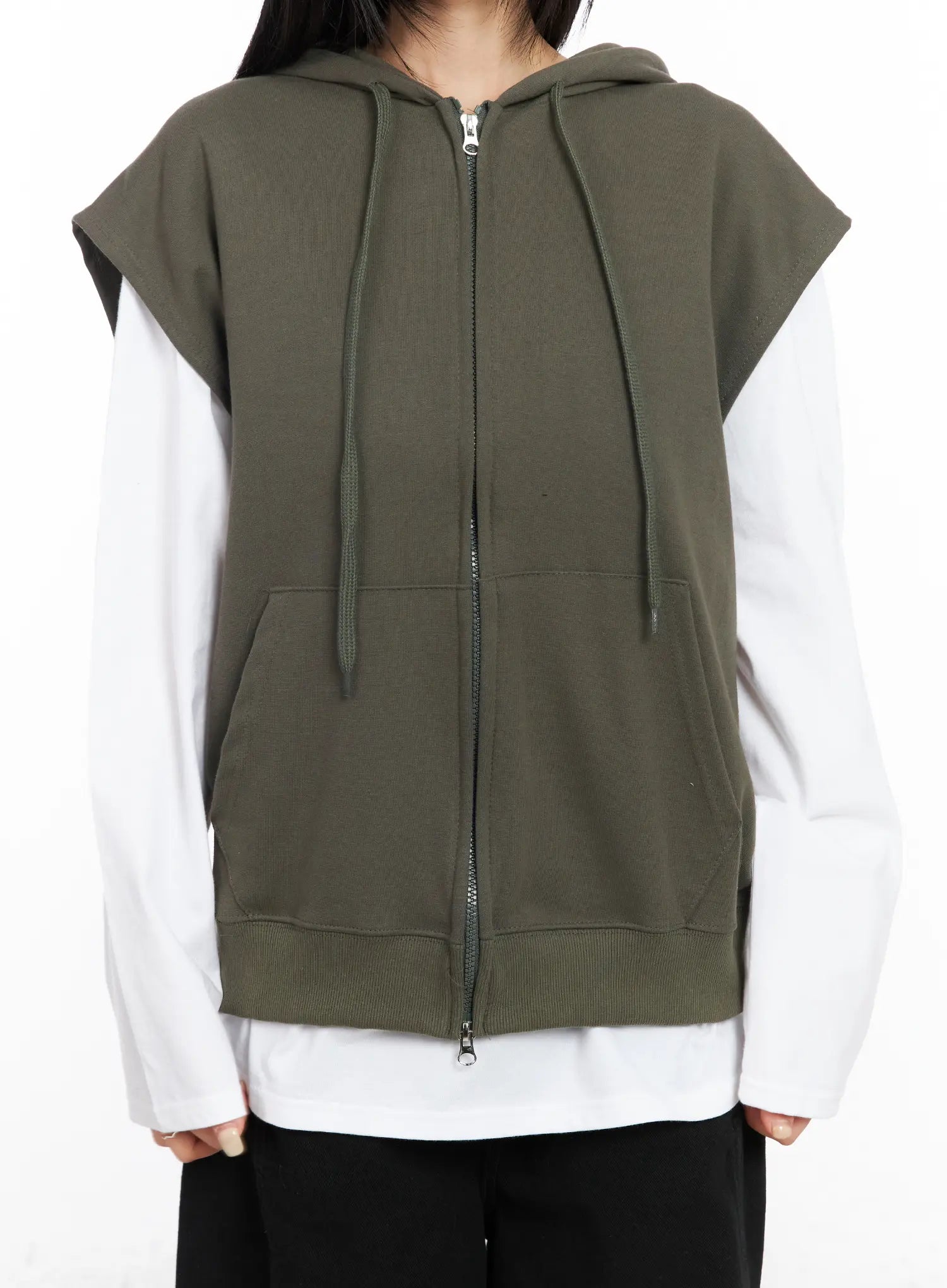 oversized-hooded-zip-up-vest-cm516