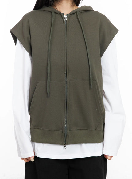 oversized-hooded-zip-up-vest-cm516