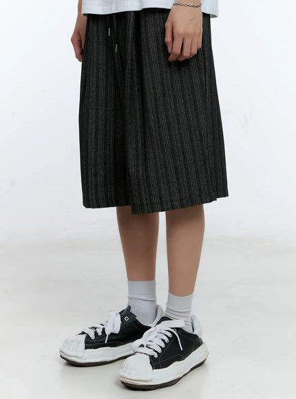 mens-striped-pintuck-shorts-il529