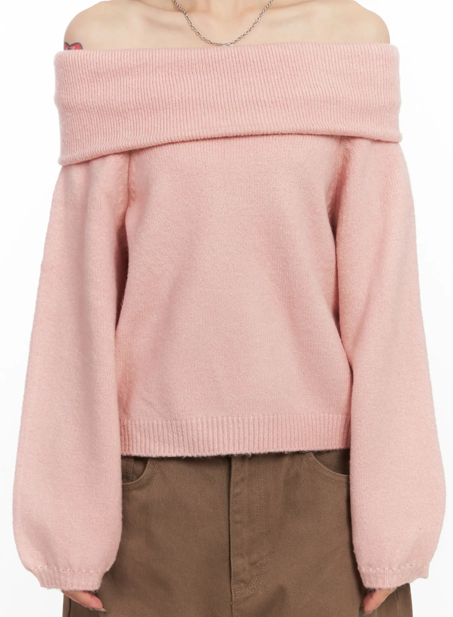 cozy-off-shoulder-knit-sweater-cn528