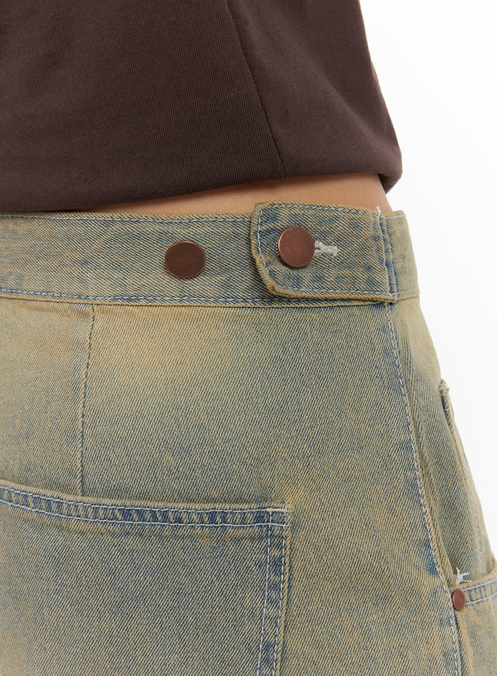 Vintage Washed Baggy Jorts IY410 in light blue, close-up of waistband detail showing oversized copper snap buttons, contrast stitching, and sun-faded vintage washed denim texture.