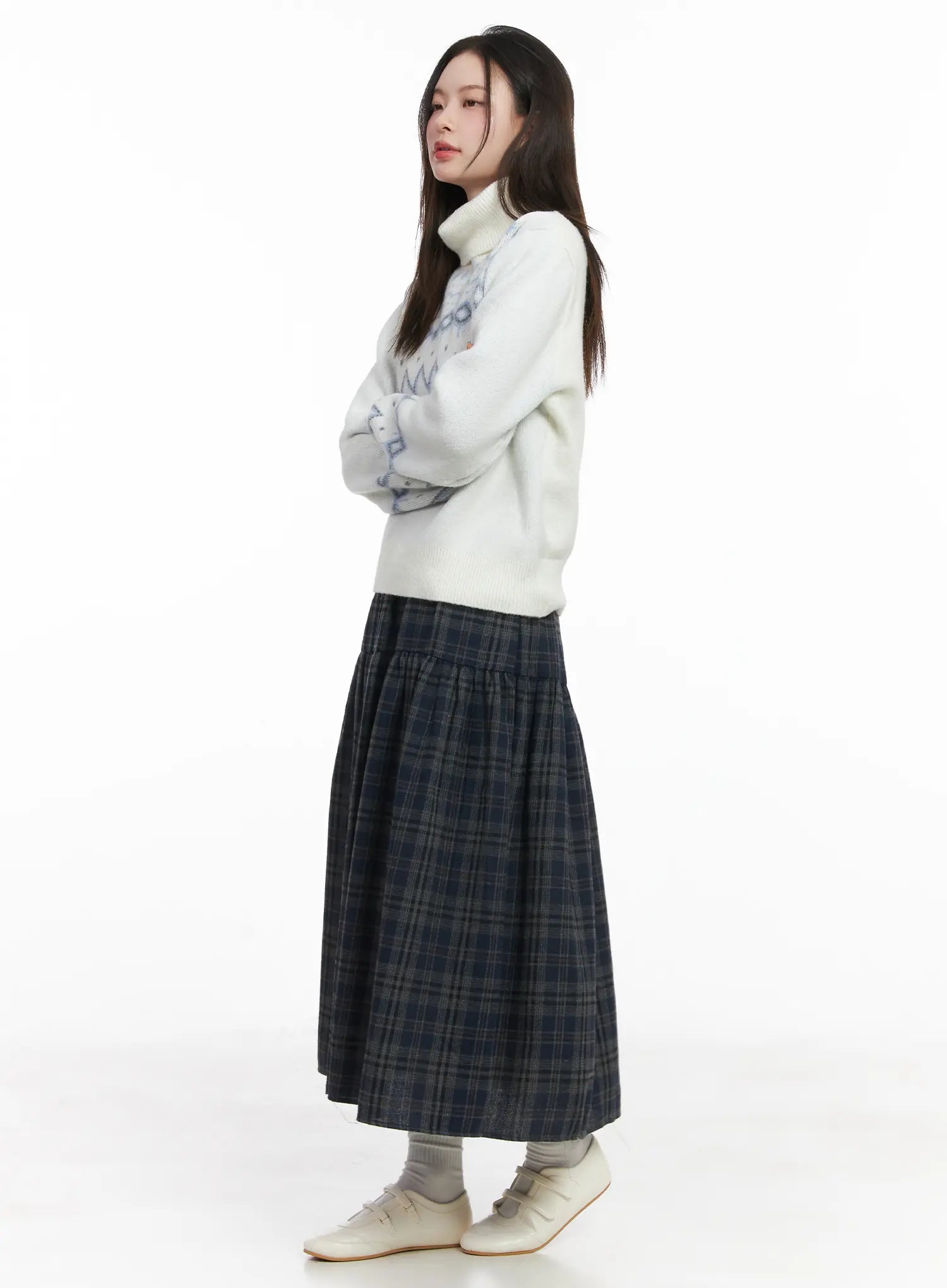 patterned-turtleneck-sweater-cj507