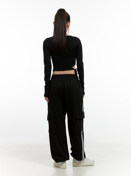 pocket-detail-wide-leg-track-pants-cn412