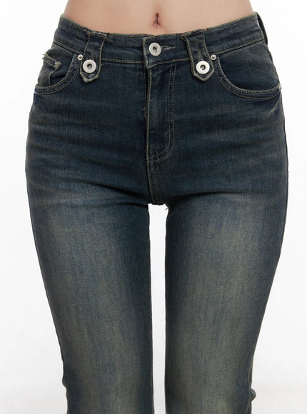 hazel-button-washed-flared-jeans-cn514