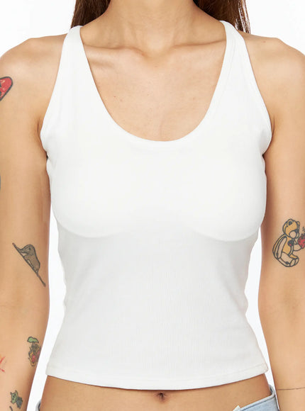 essential-v-neck-padded-tank-top-cu518