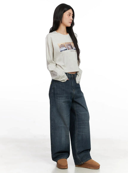 graphic-crop-long-sleeve-top-in528