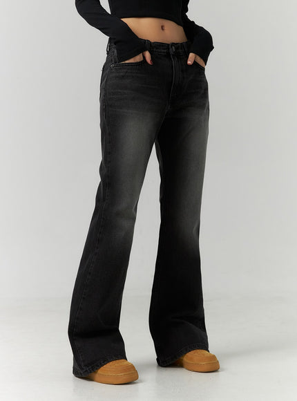 low-rise-bootcut-jeans-cd304