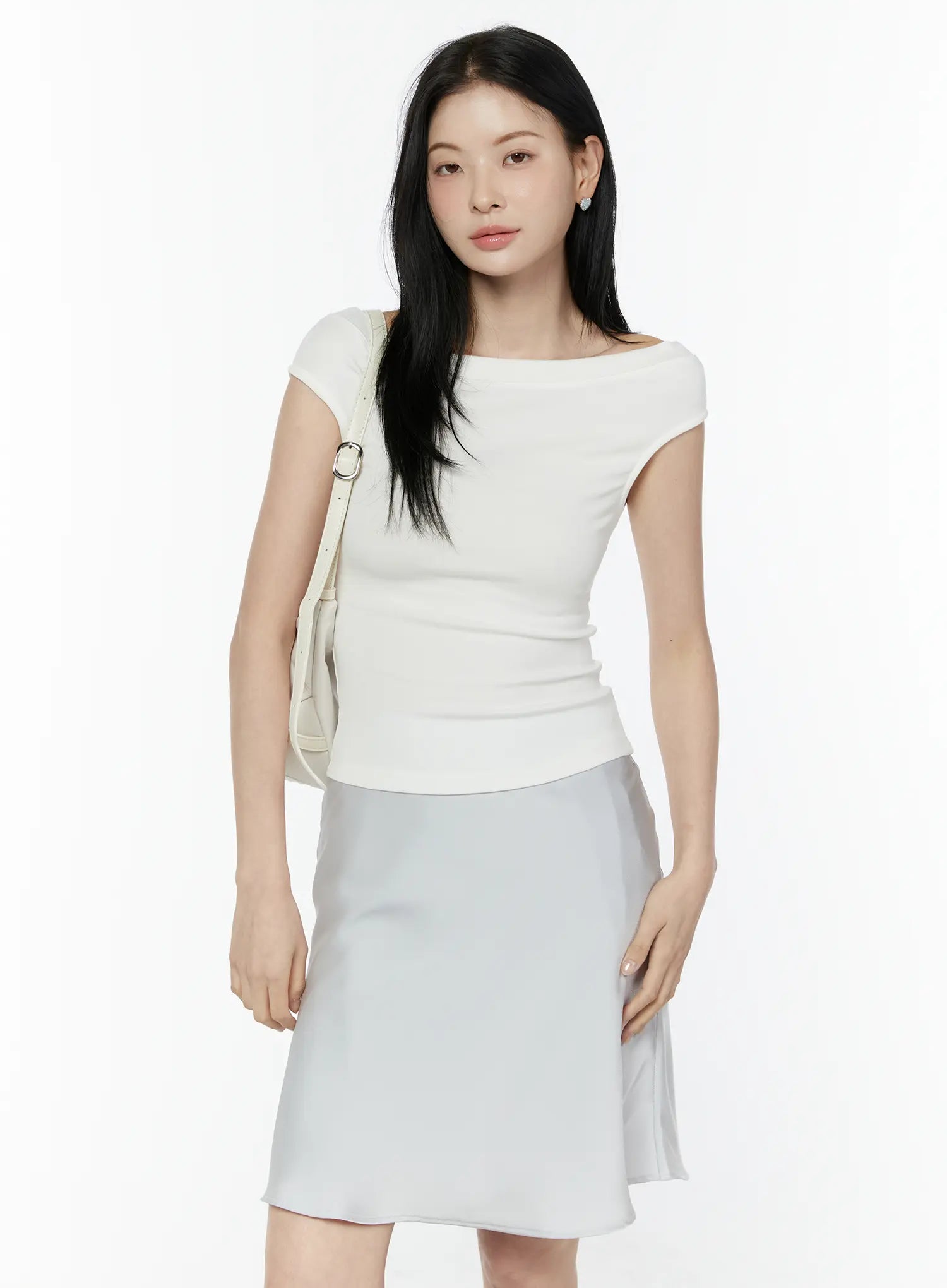 boat-neck-short-sleeve-top-iu505