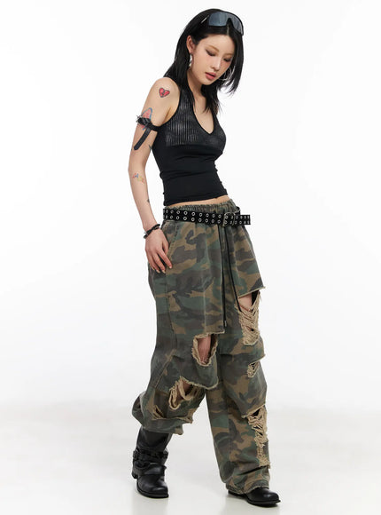 distressed-wide-leg-camo-pants-cd1202