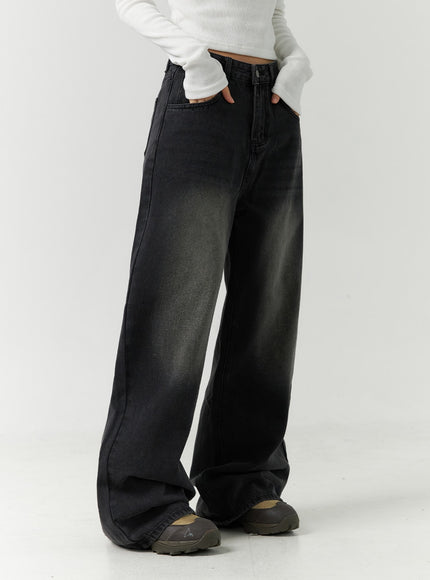 mid-rise-wide-leg-black-jeans-cd304