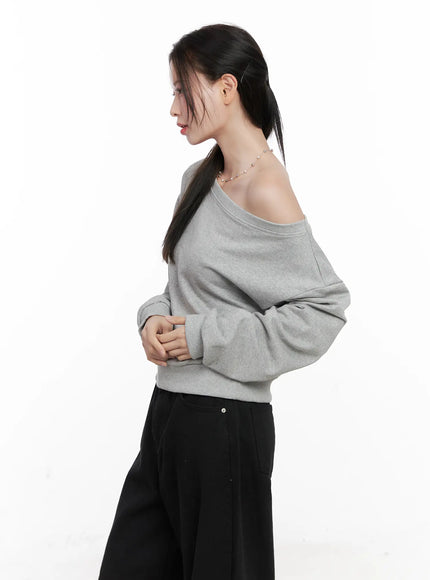 off-shoulder-sweatshirt-co503