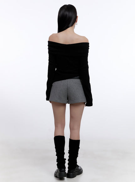 sleek-off-shoulder-asymmetrical-top-cj513