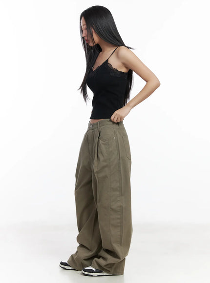 padded-lace-trim-cami-top-cj530