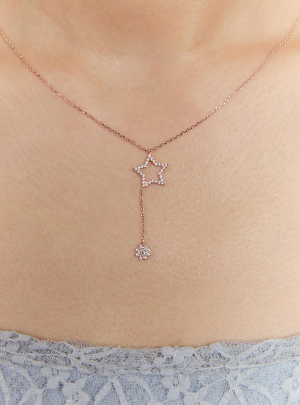 acc-falling-flora-star-necklace-kc1008