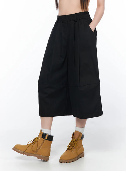 pleated-bermuda-pants-ca528