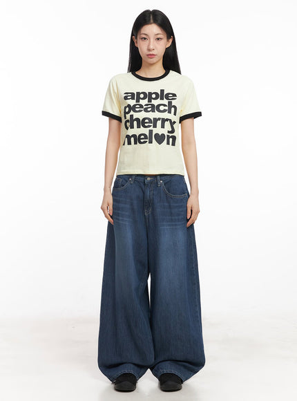 contrast-graphic-crop-top-iy529