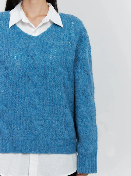 cable-knit-v-neck-sweater-is516