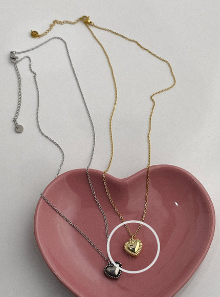 outline-heart-necklace-ia517 / Gold