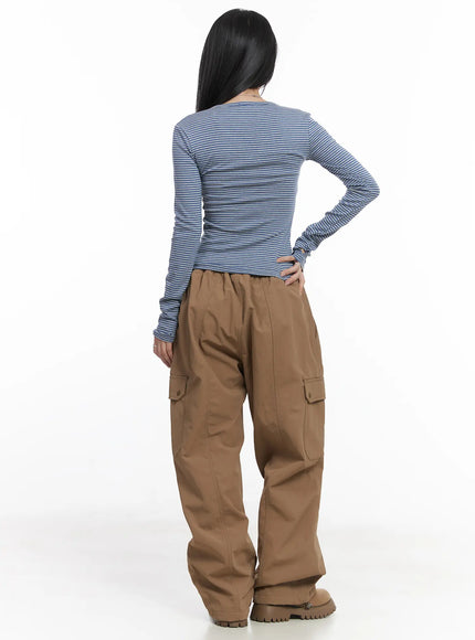 wide-leg-cargo-pants-cd530