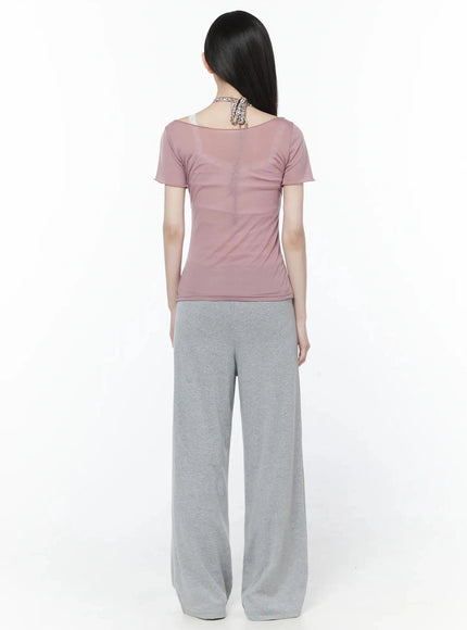 graphic-off-shoulder-top-iu512