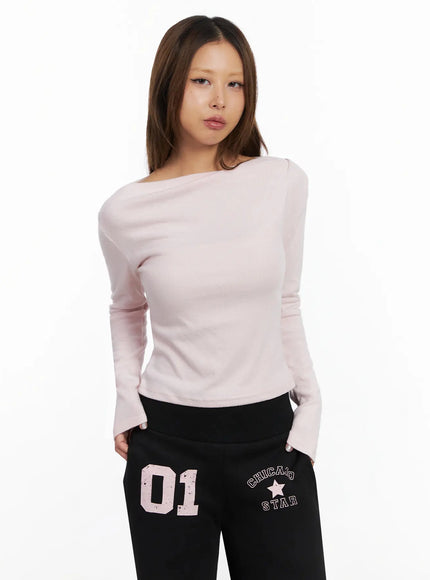 shirred-boat-neck-top-in528