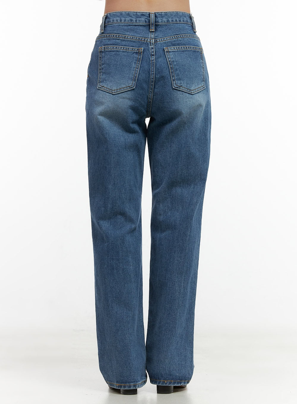 Evelyn Wide-Fit Straight Denim Jeans OO421 in Blue, back product close-up on model, dual back pockets with topstitching, washed blue straight-leg denim, belt loop detail visible.