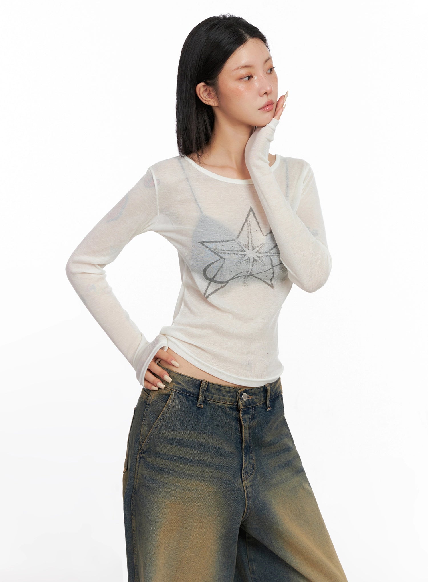 sheer-star-graphic-long-sleeve-top-is508