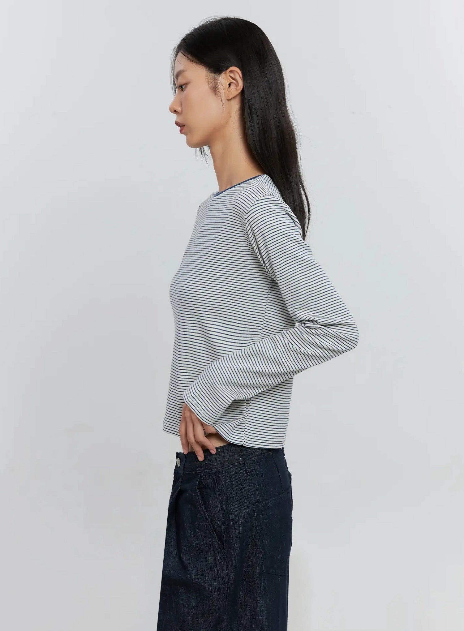 striped-long-sleeve-tee-is516