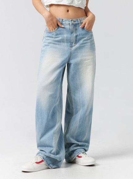 light-wash-baggy-jeans-cg302