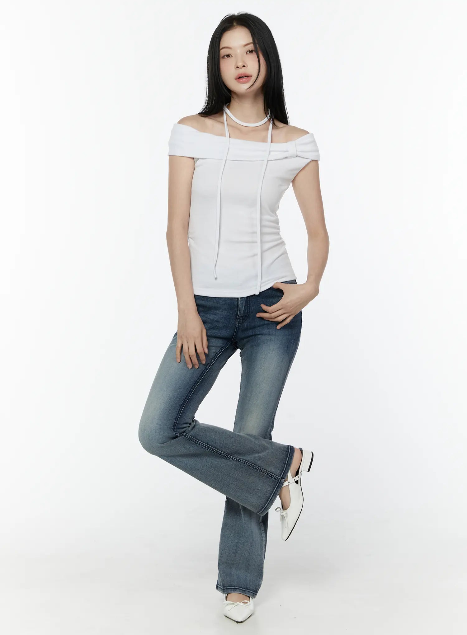 kumi-flared-low-rise-jeans-iu505