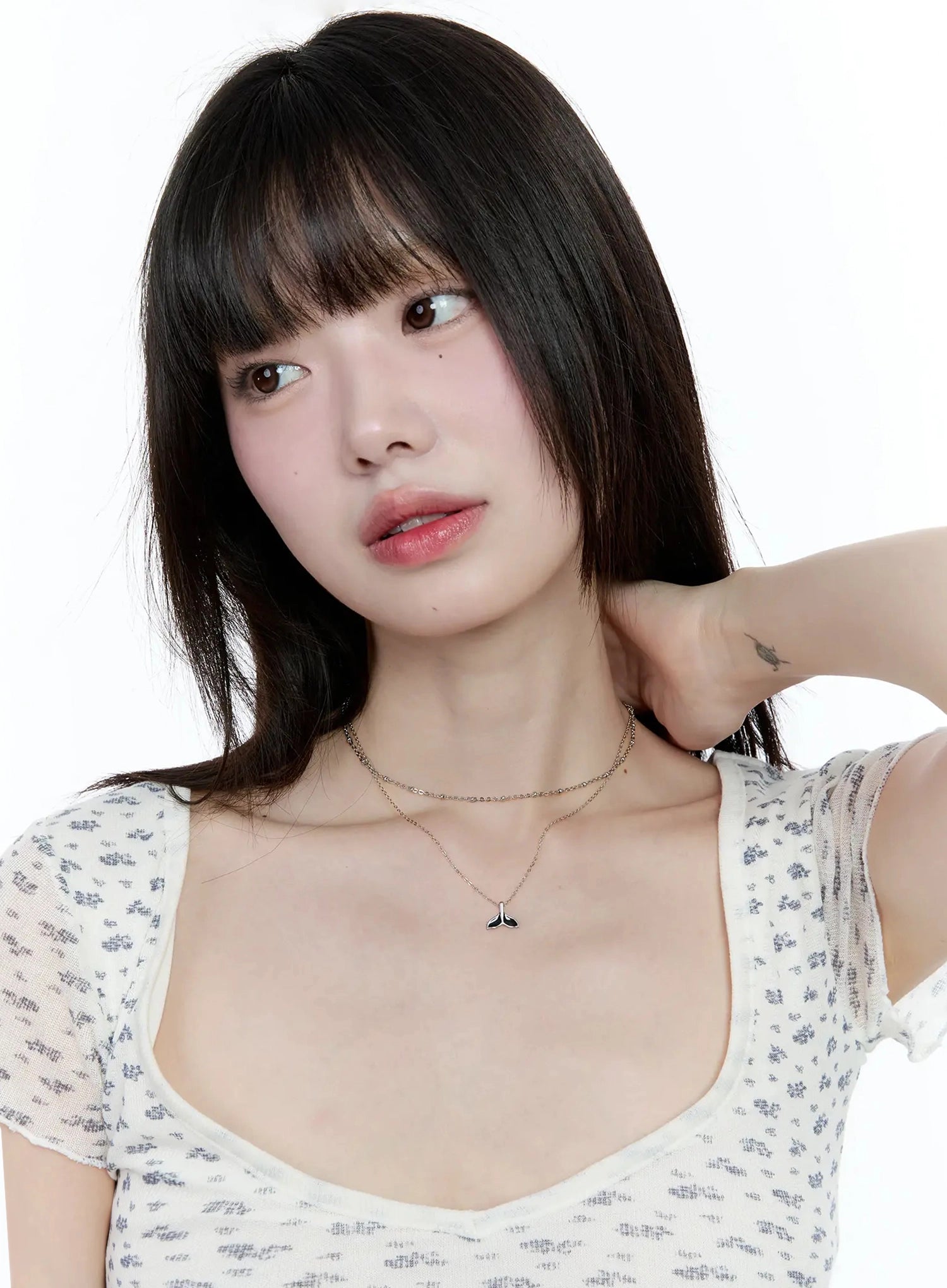 acc-castleton-little-black-tail-necklace-cg507