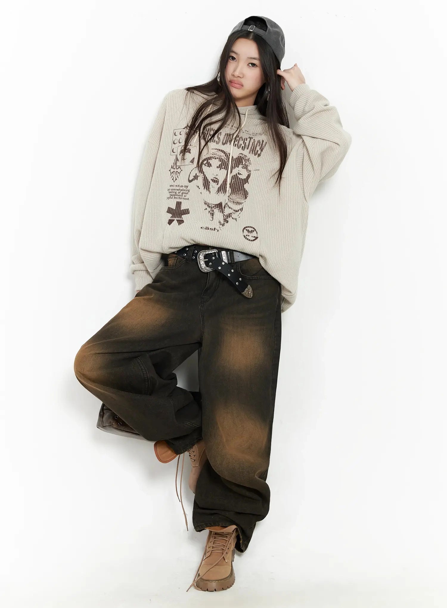 ribbed-graphic-knit-hoodie-im502