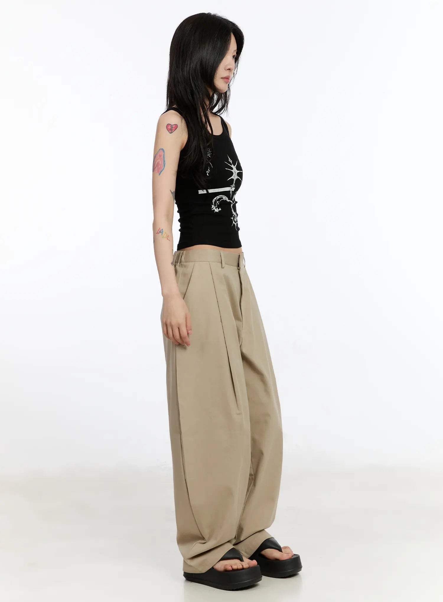 wide-pintuck-slacks-ca506