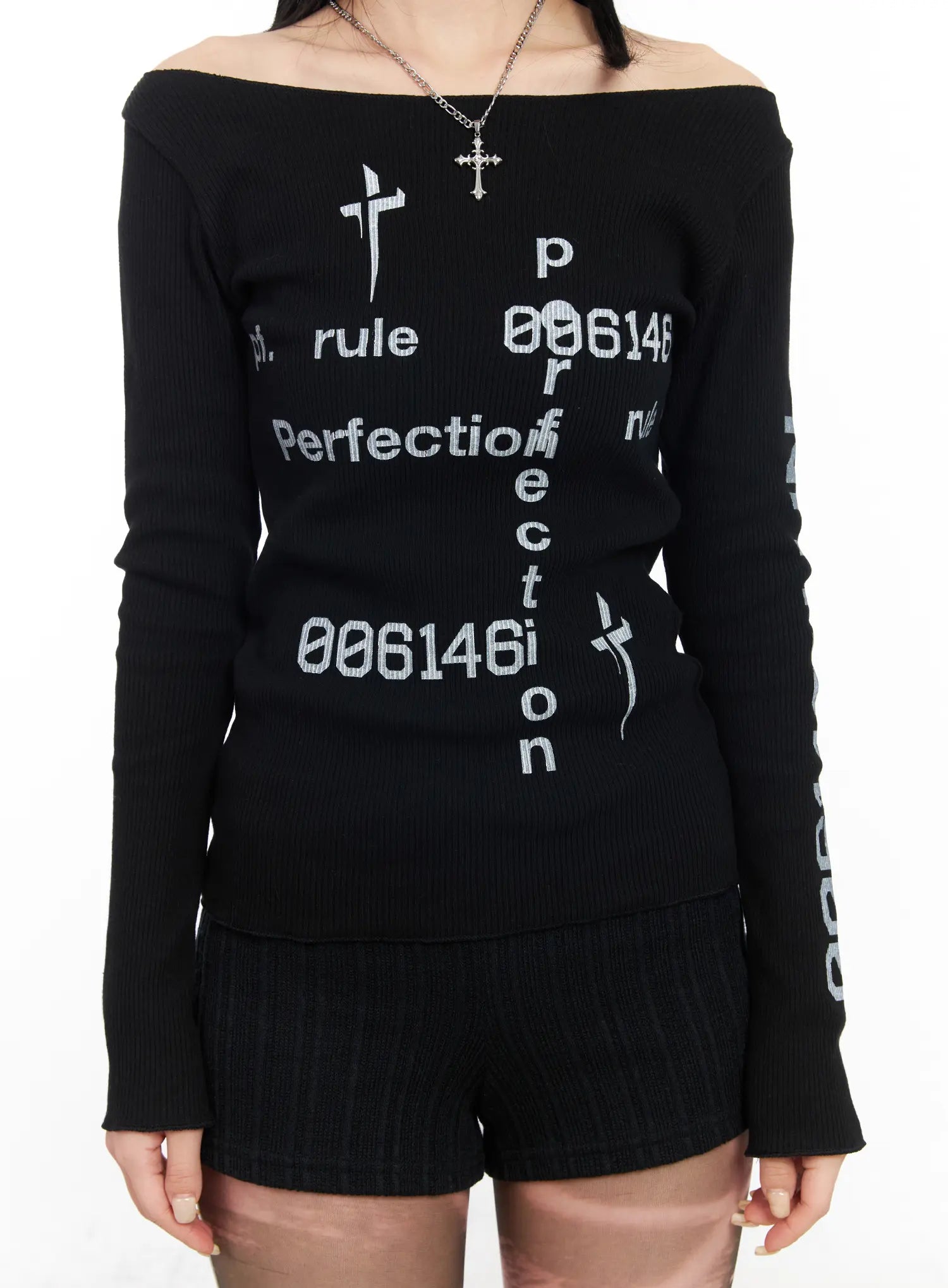 graphic-off-shoulder-top-cd1202