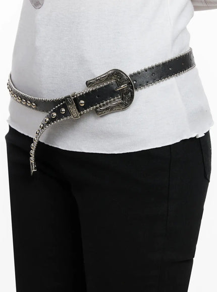 vintage-studded-skinny-belt-in514