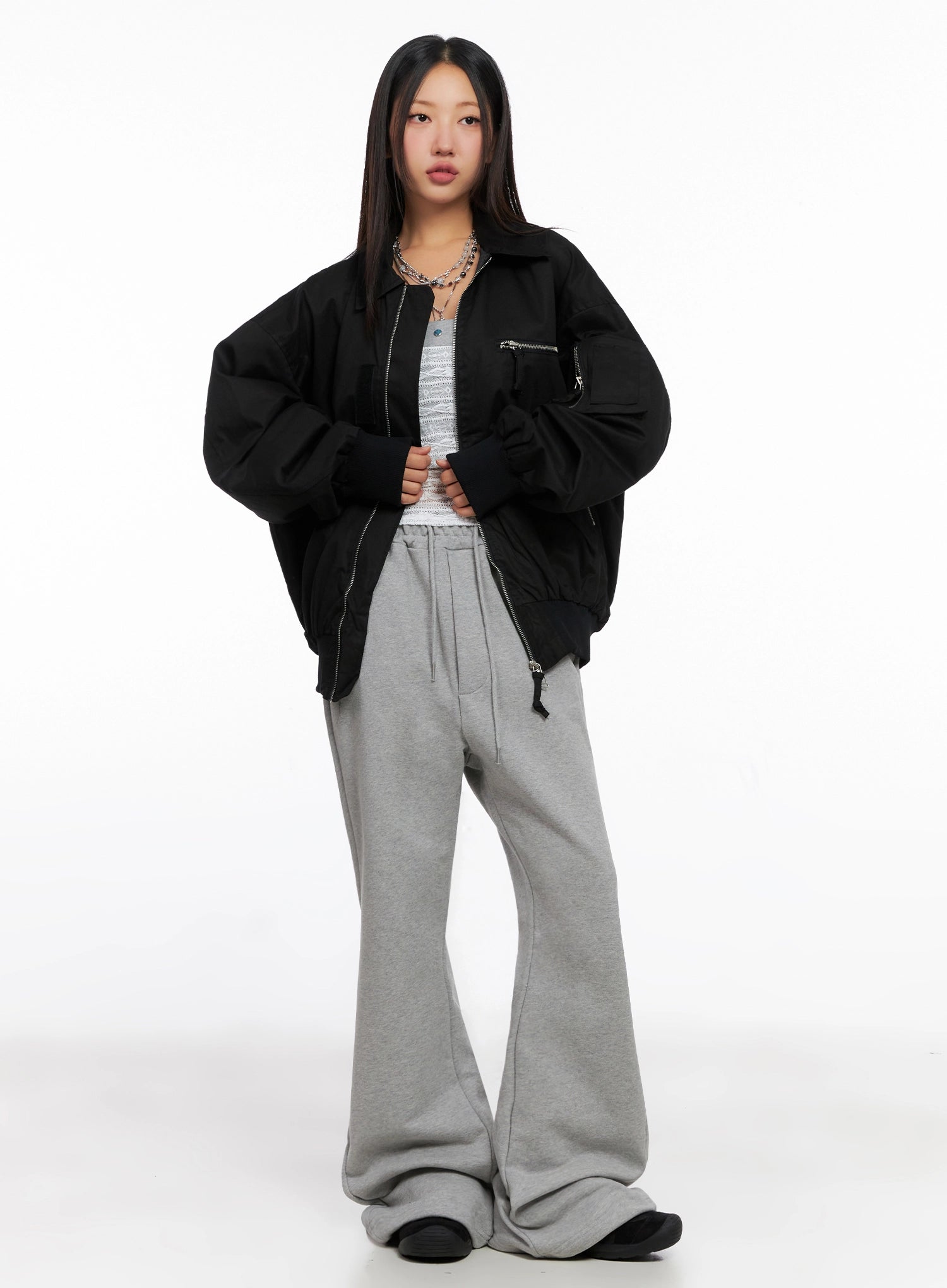 flare-training-sweatpants-ig528