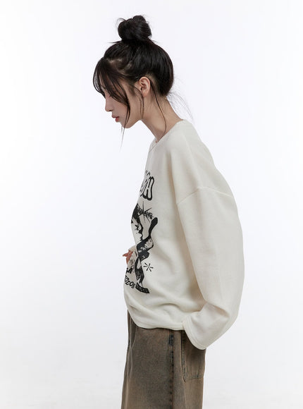 oversized-graphic-long-sleeve-t-shirt-co418