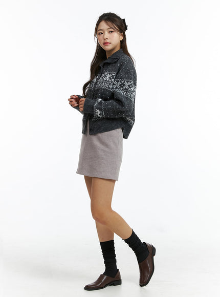 knit-round-neck-graphic-button-cardigan-oj409