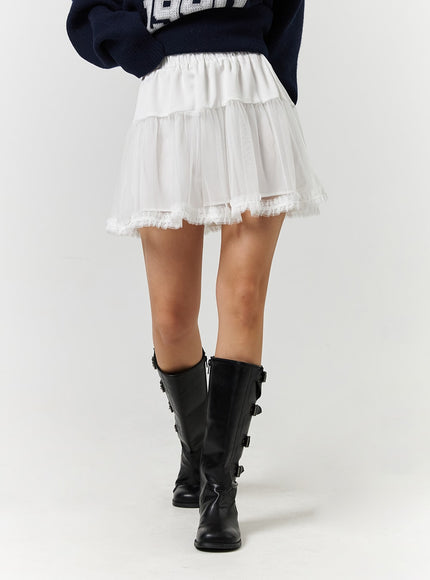 solid-mid-waist-banded-lace-trim-ruffle-mini-skirt-cd328