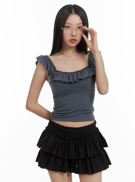 frill-square-neck-sleeveless-top-ca409