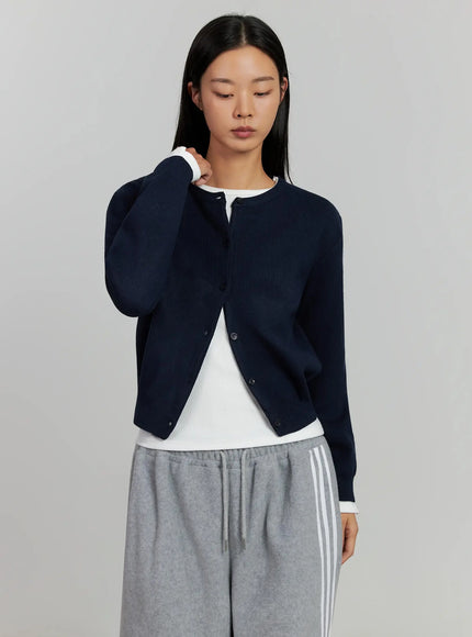 round-neck-knit-cardigan-ij505