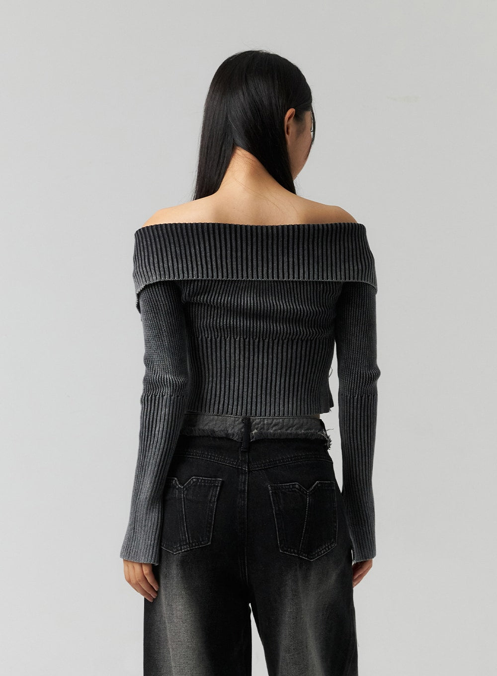 ribbed-off-shoulder-zip-up-sweater-cs326