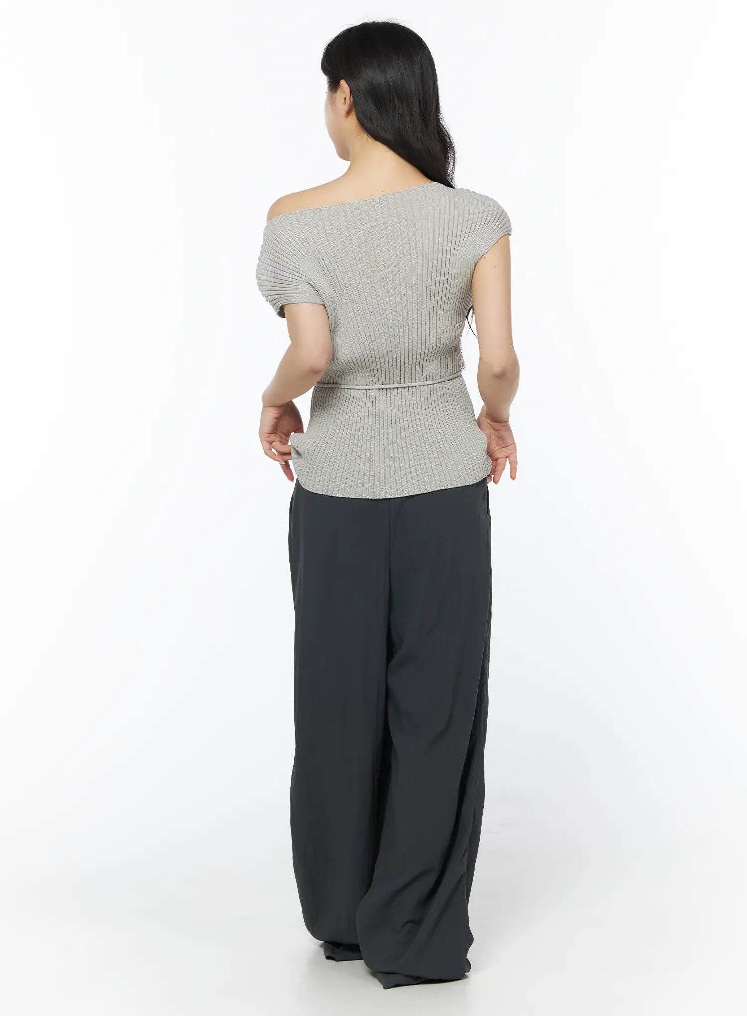 ribbed-off-shoulder-knit-top-and-scarf-set-cd805