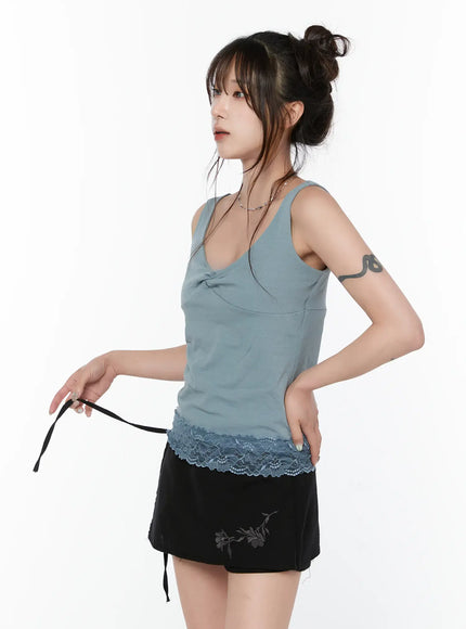 v-neck-lace-trim-sleeveless-top-cy515