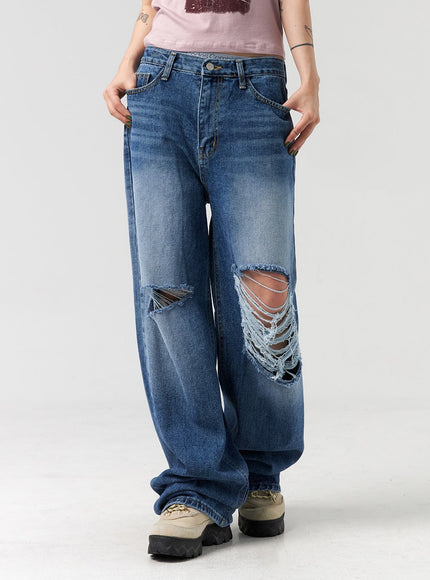 mid-wash-ripped-jeans-cl328