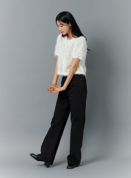 flare-pants-on320