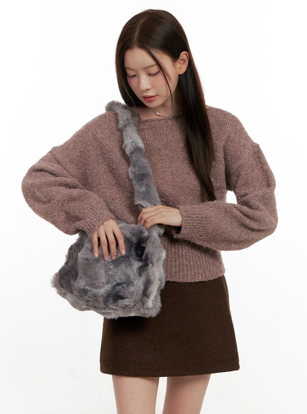 fluffy-chic-shoulder-bag-on422