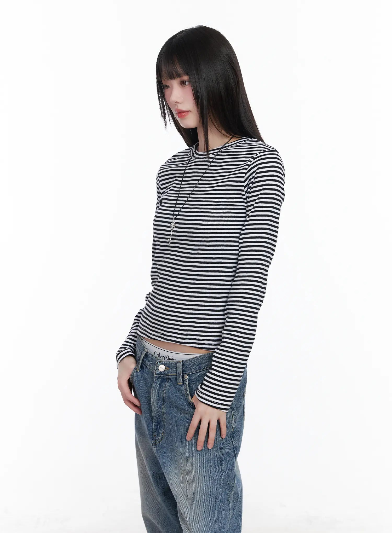 slim-fit-striped-long-sleeve-tee-cm526