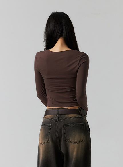 graphic-crop-top-cs308